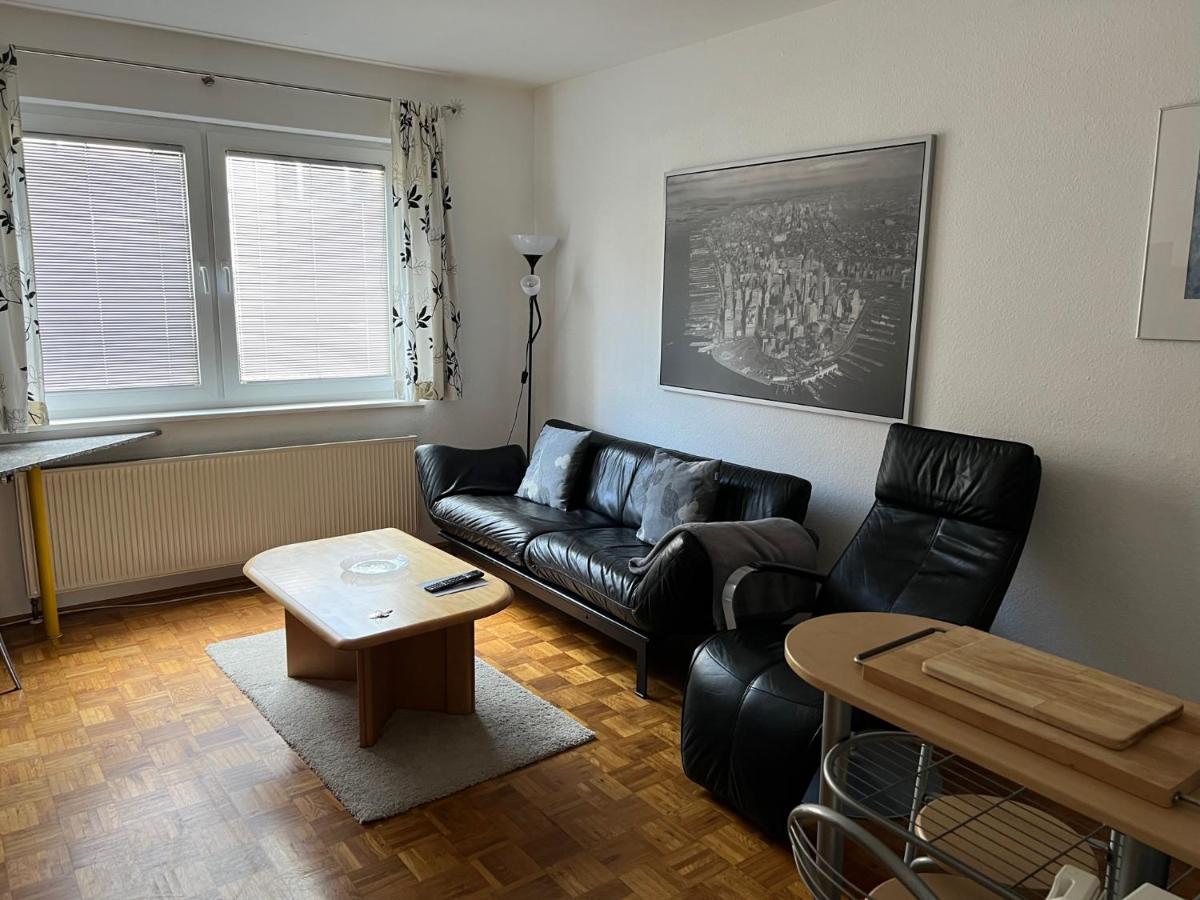 Apartmenthaus Zentrum Komfort Apartments Mit Minikuchen Verschiedener Grossen 카셀 외부 사진
