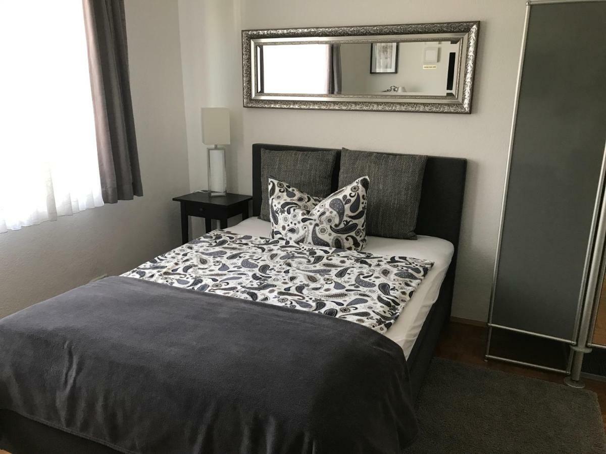 Apartmenthaus Zentrum Komfort Apartments Mit Minikuchen Verschiedener Grossen 카셀 외부 사진