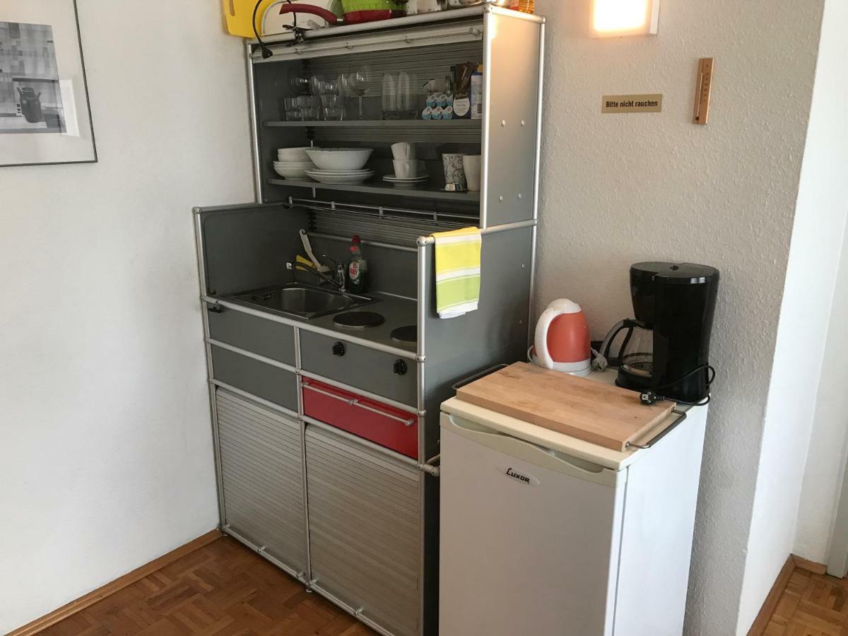 Apartmenthaus Zentrum Komfort Apartments Mit Minikuchen Verschiedener Grossen 카셀 외부 사진