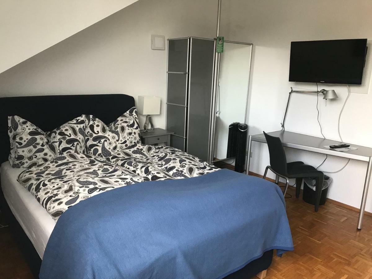 Apartmenthaus Zentrum Komfort Apartments Mit Minikuchen Verschiedener Grossen 카셀 외부 사진