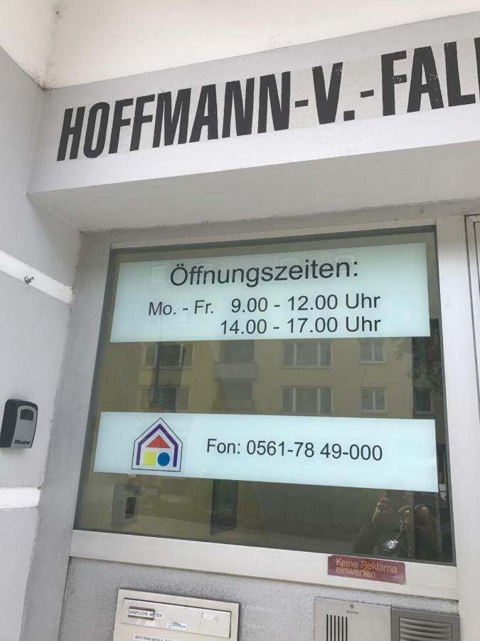 Apartmenthaus Zentrum Komfort Apartments Mit Minikuchen Verschiedener Grossen 카셀 외부 사진