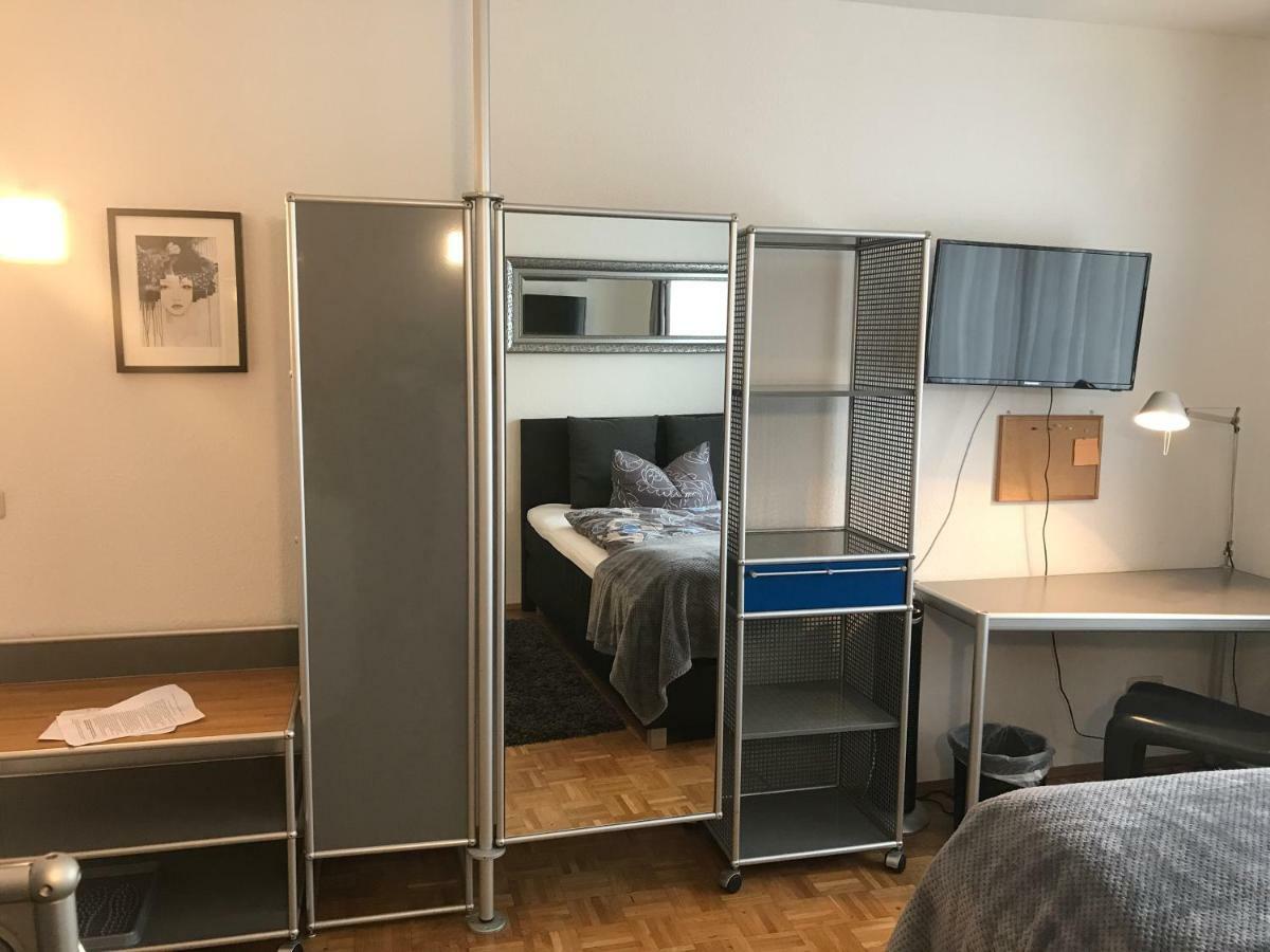 Apartmenthaus Zentrum Komfort Apartments Mit Minikuchen Verschiedener Grossen 카셀 외부 사진