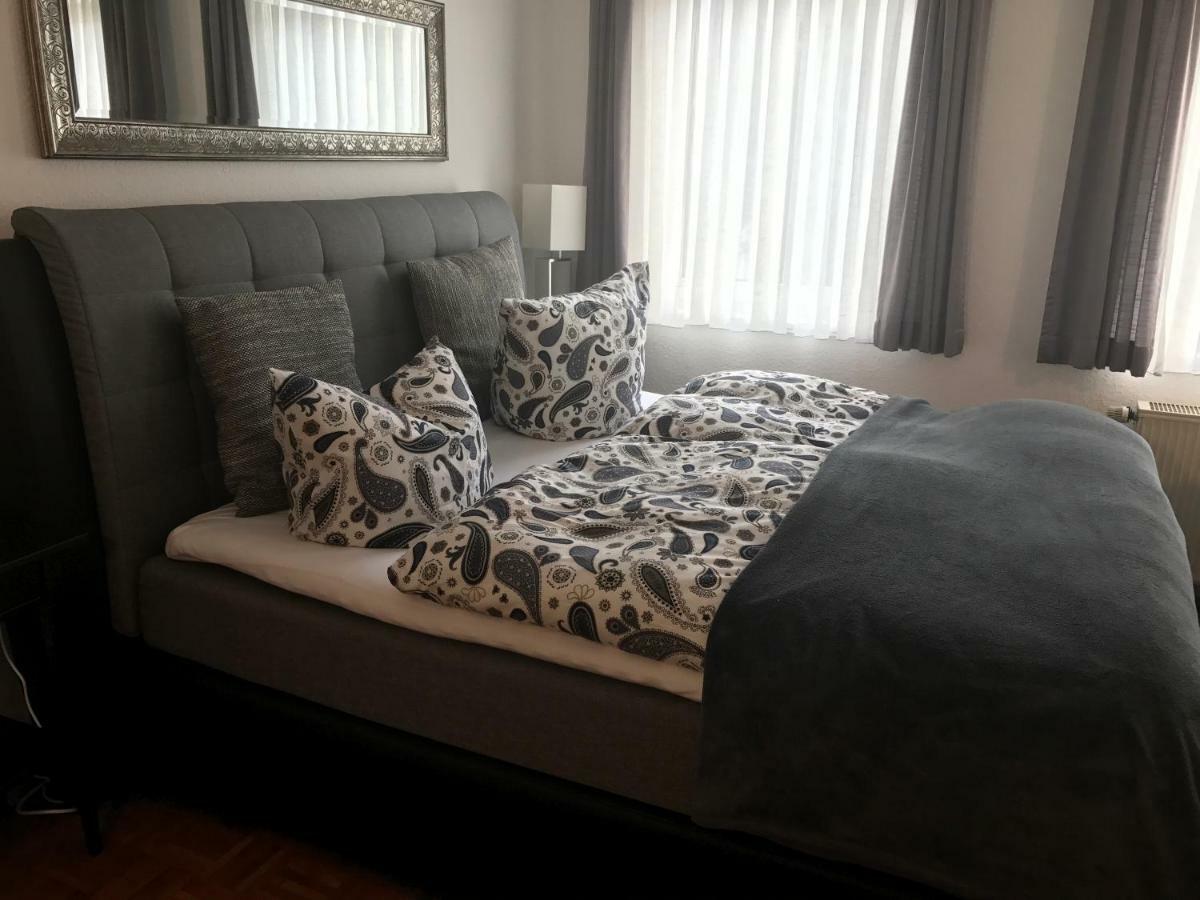 Apartmenthaus Zentrum Komfort Apartments Mit Minikuchen Verschiedener Grossen 카셀 외부 사진
