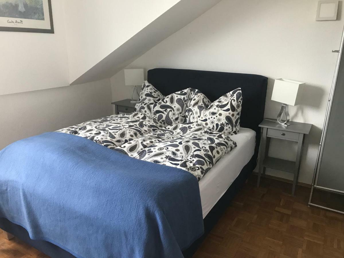 Apartmenthaus Zentrum Komfort Apartments Mit Minikuchen Verschiedener Grossen 카셀 외부 사진